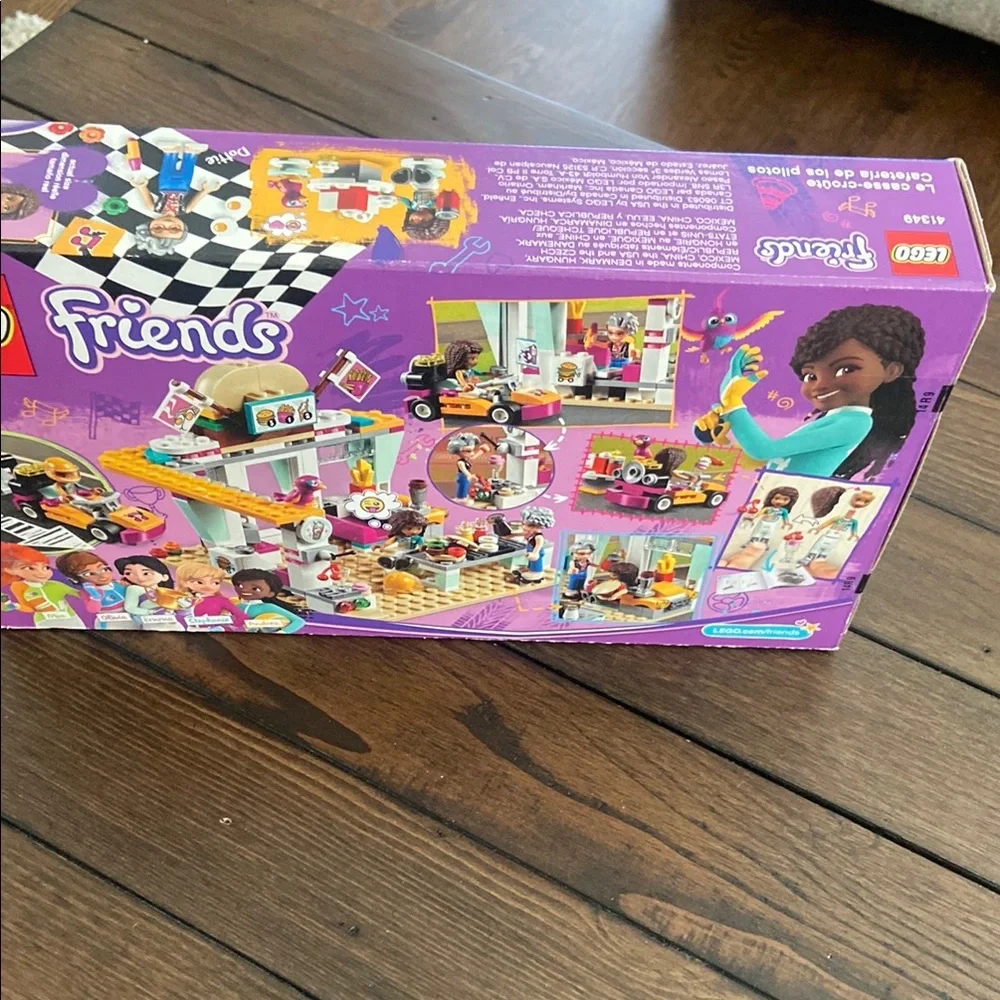 Lego Friends Retired Drifting Diner set